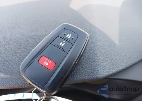 2021 Toyota Rav4 Xle from USA, damaged, VIN 2T3W1RFV4MC131658